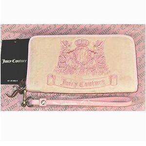 Juicy Couture Pink Beige Twig Dogs Embroidered Velour Wallet Wristlet Clutch Bag